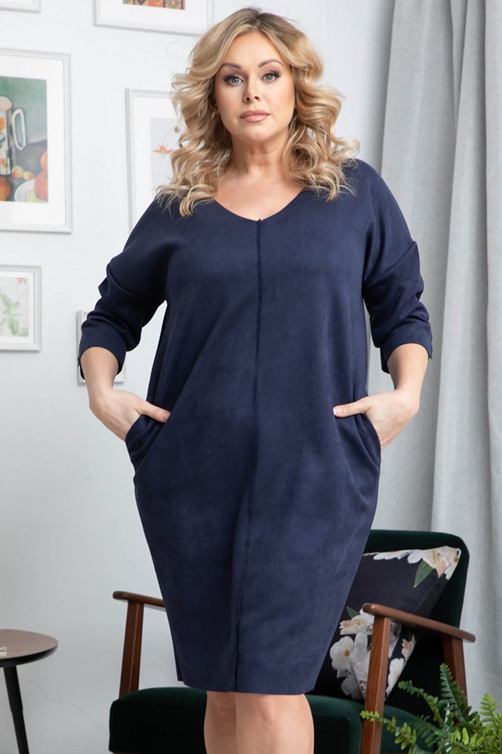 Plus size dress model 175220