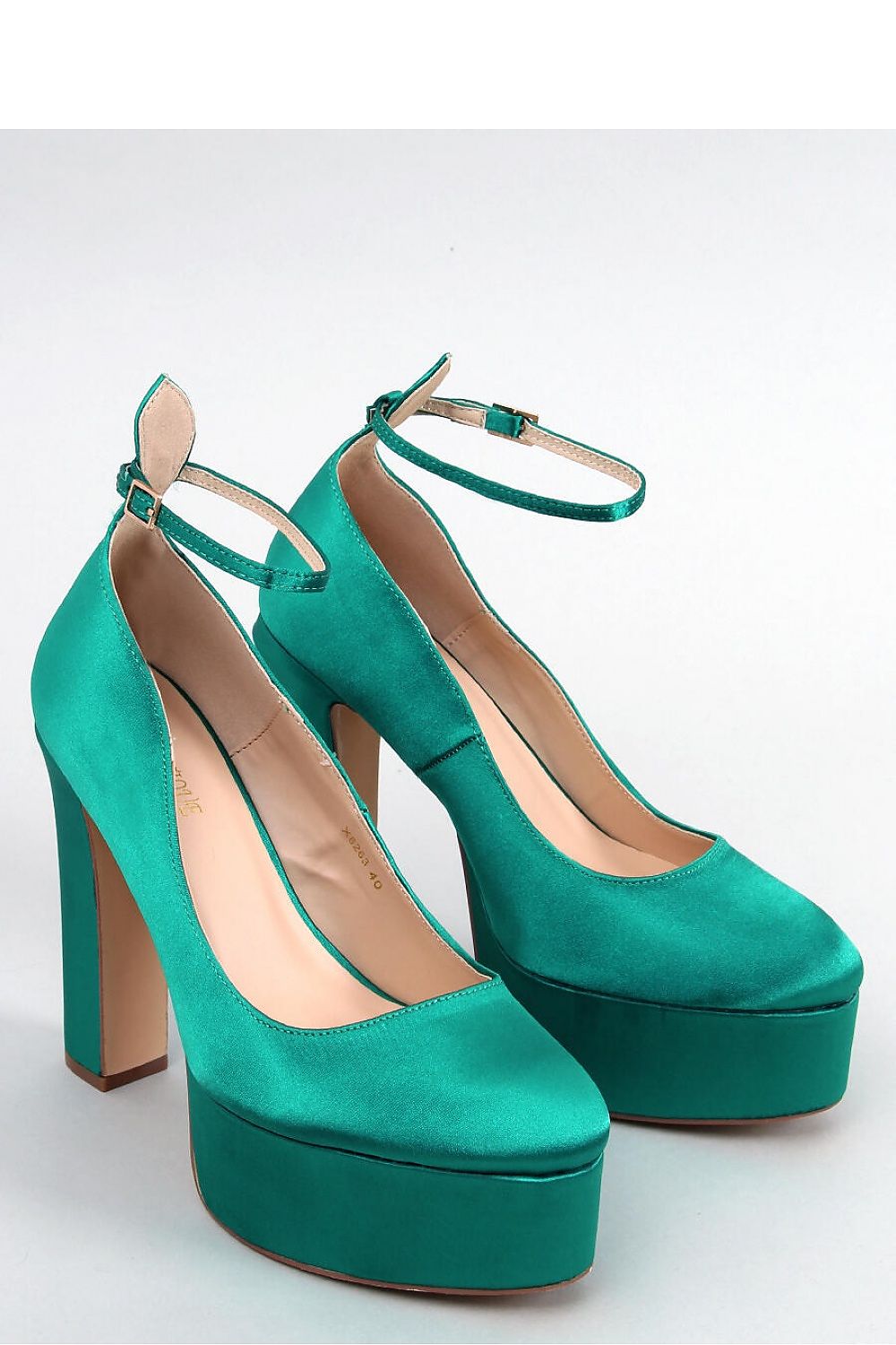 Platform pumps model 176071