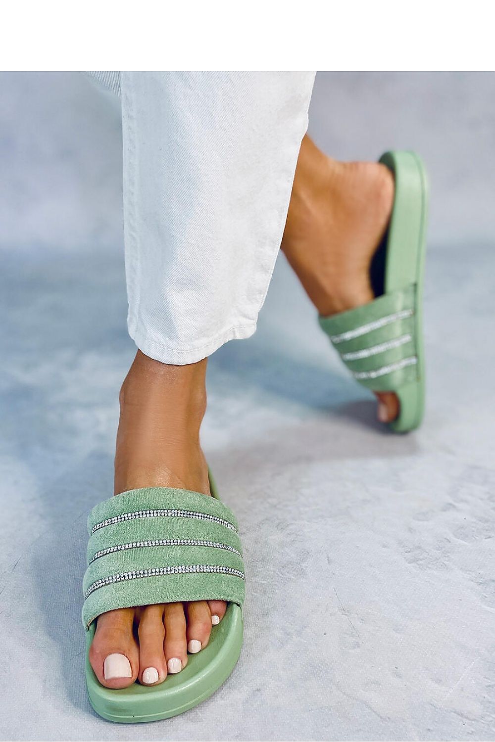 Flip-flops model 177637