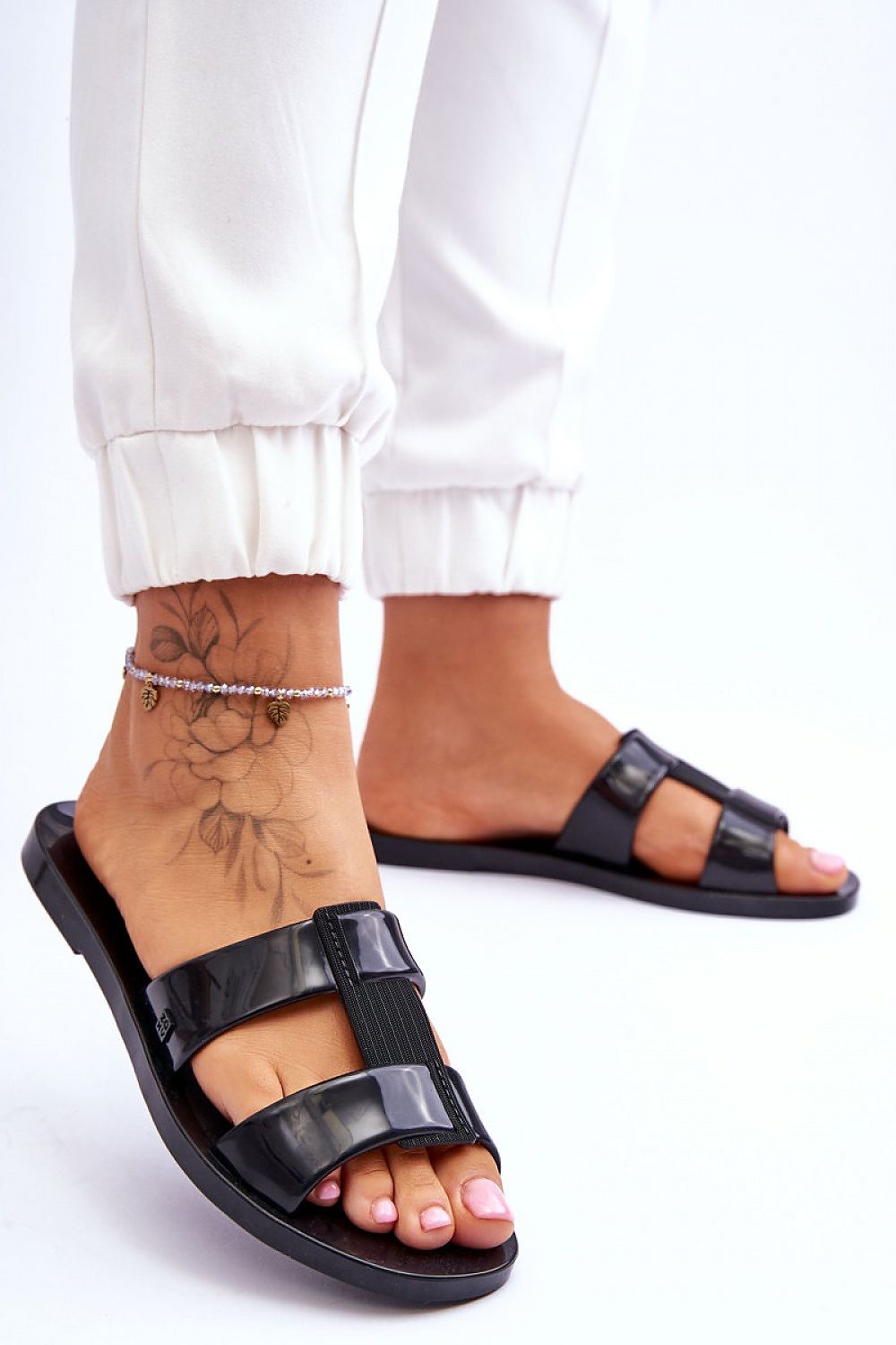 Flip-flops model 178355
