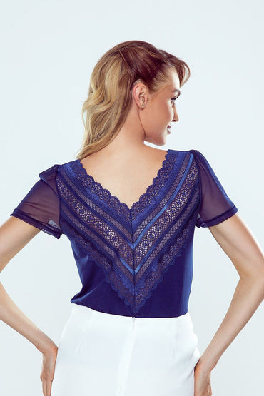 Blouse model 179549