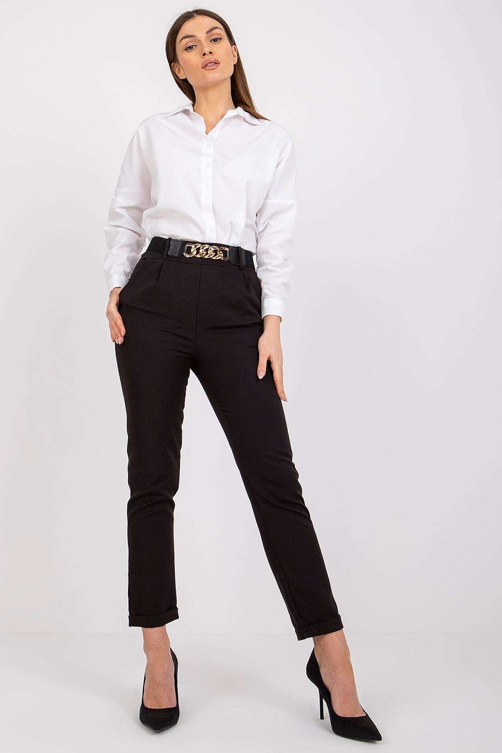 Women trousers model 179697