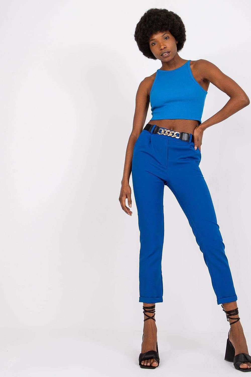 Women trousers model 179698