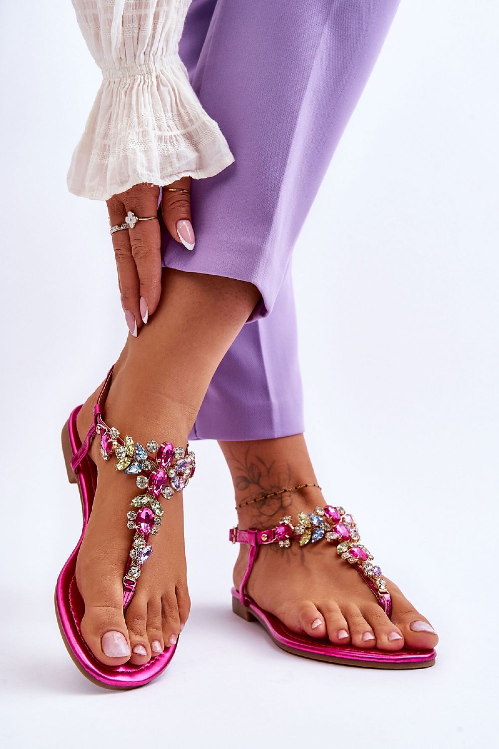 Sandals model 180126