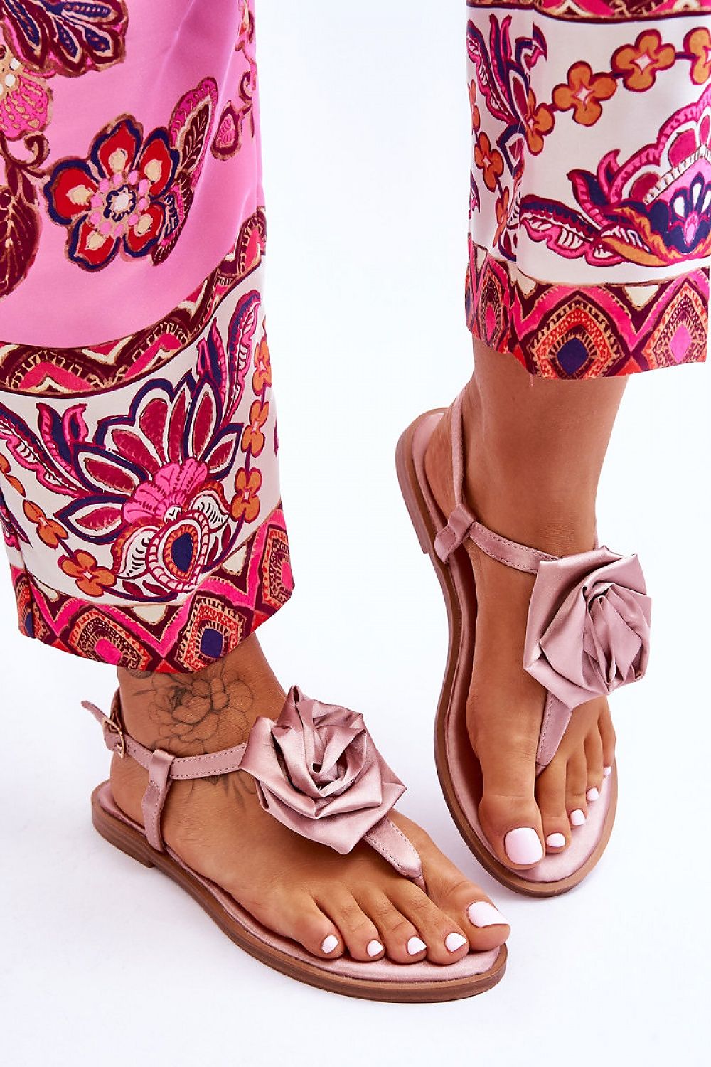 Sandals model 180356