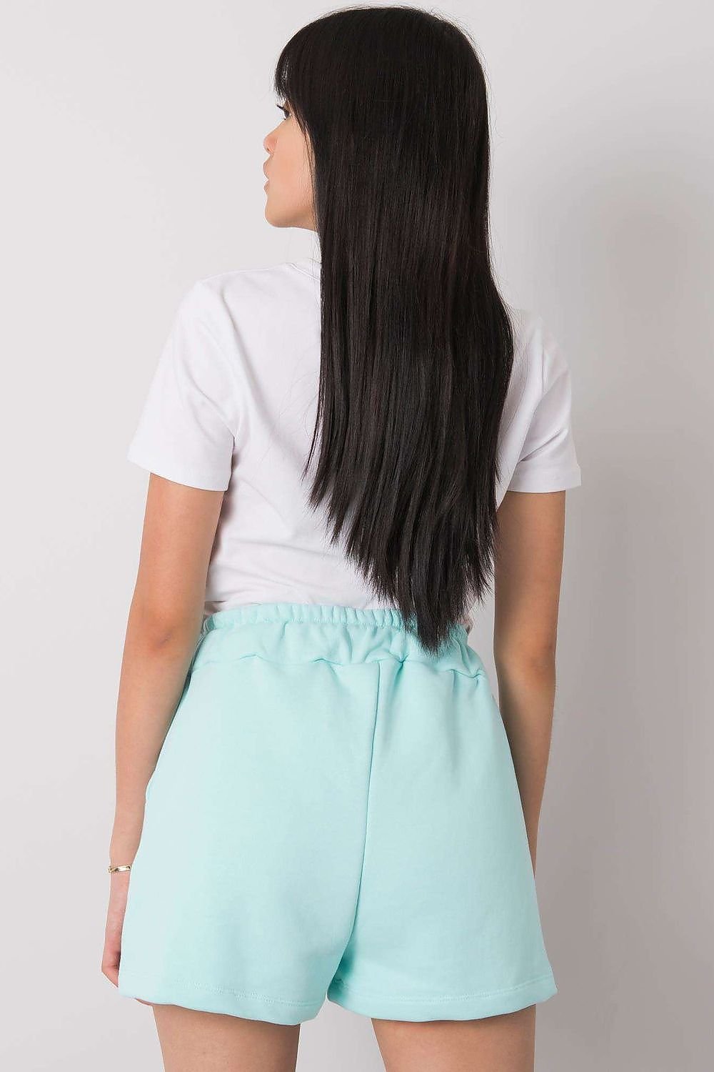 Shorts model 180904