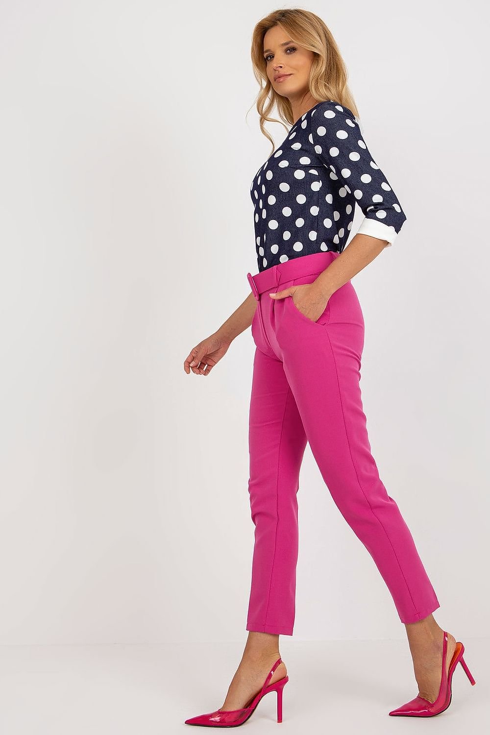 Women trousers model 181353