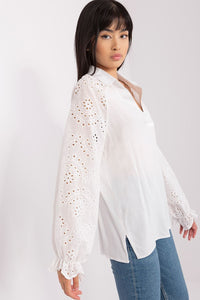 Blouse model 182076