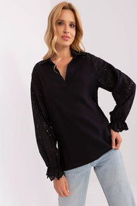Blouse model 182077