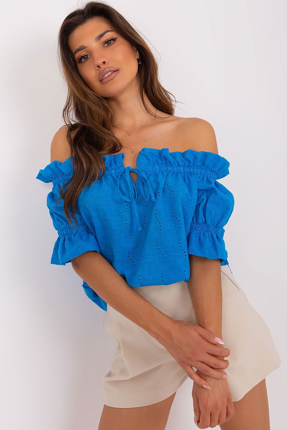 Blouse model 182271