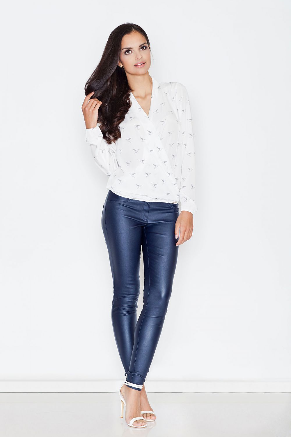 Blouse model 43771