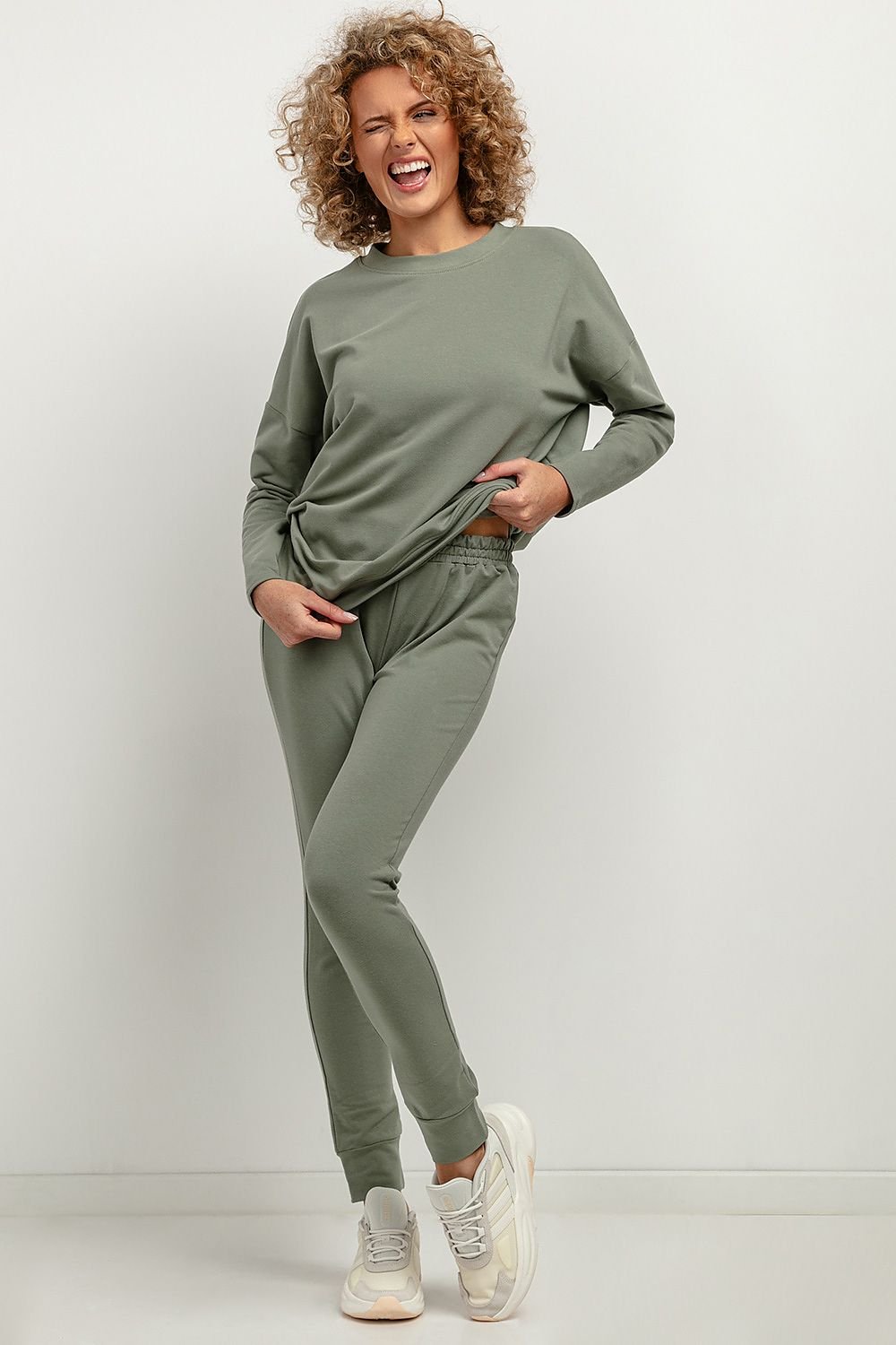 Tracksuit trousers model 183195