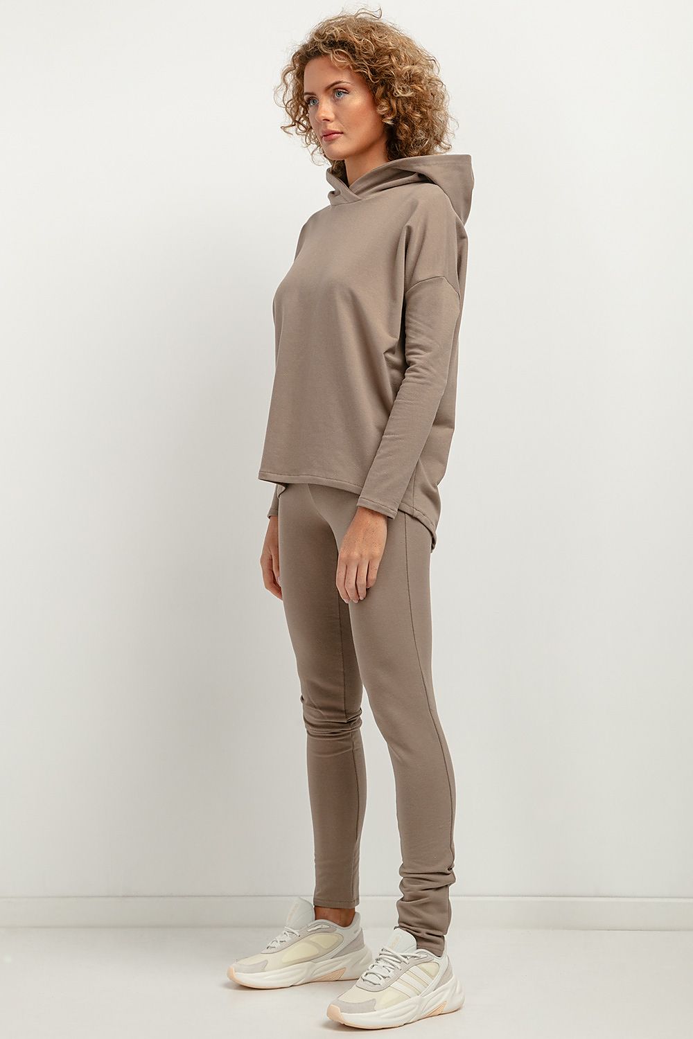 Long leggings model 183208