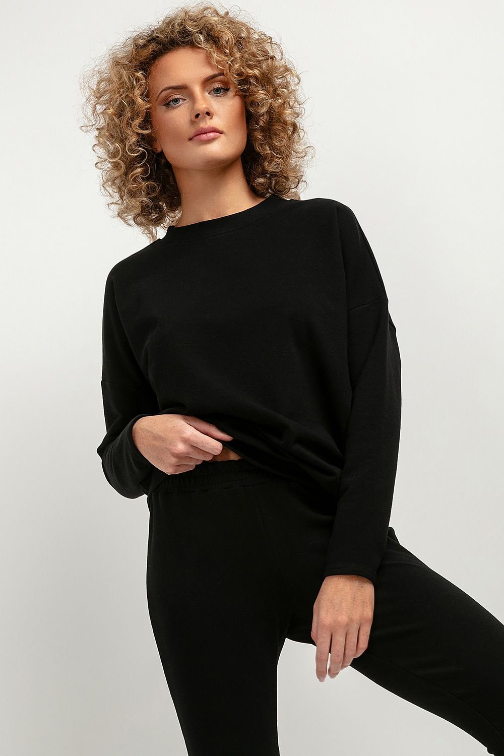 Sweatshirt model 183216
