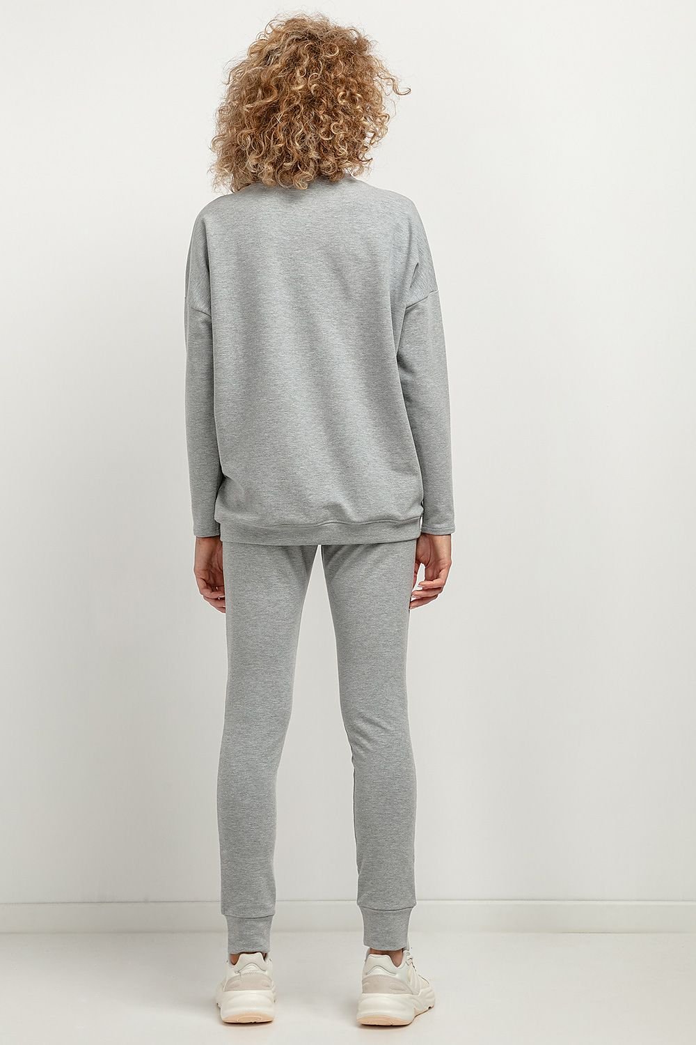 Sweatshirt model 183221