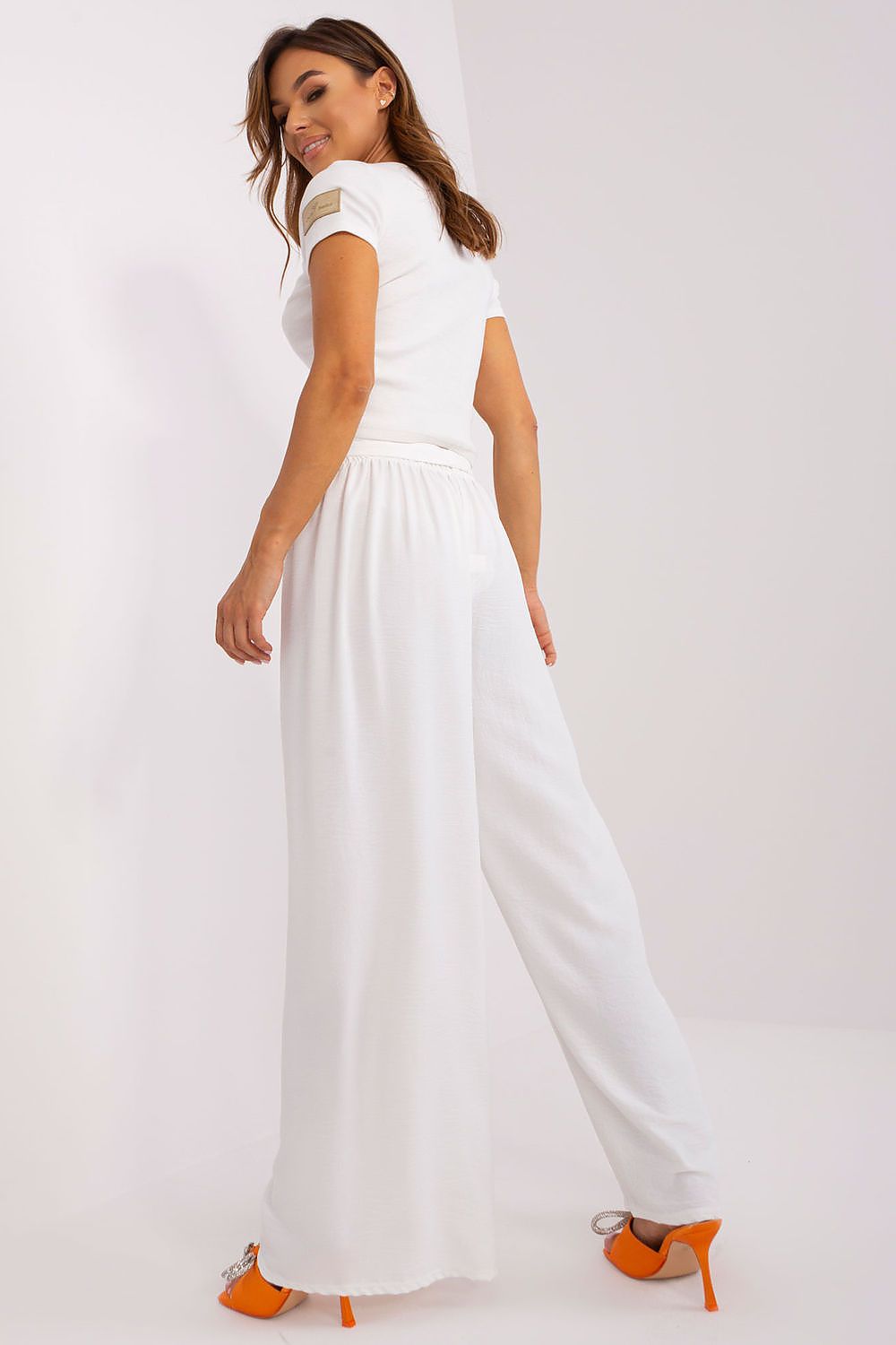 Women trousers model 183462