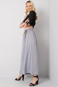 Women trousers model 183480
