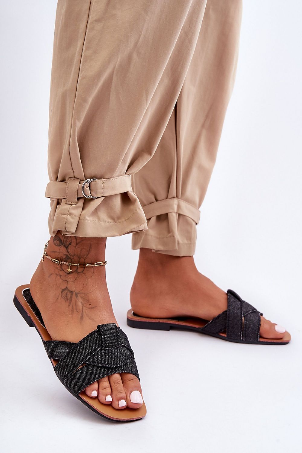 Flip-flops model 183492