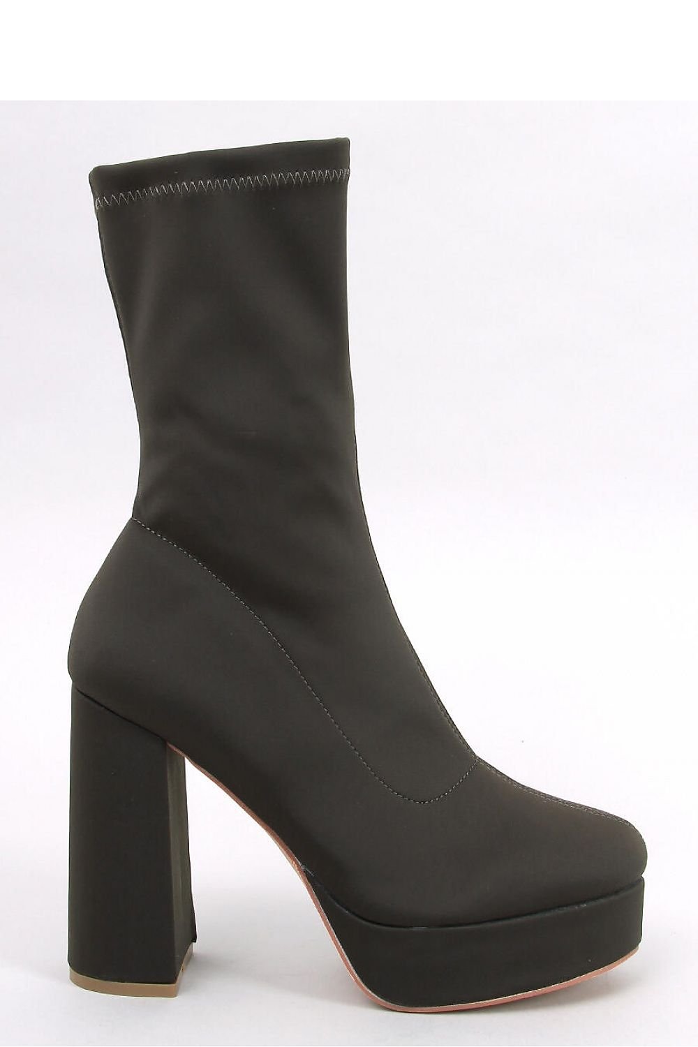 Heel boots model 184335