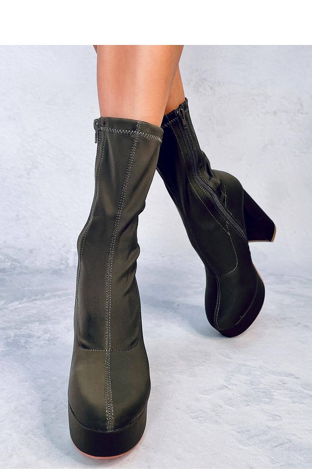 Heel boots model 184335