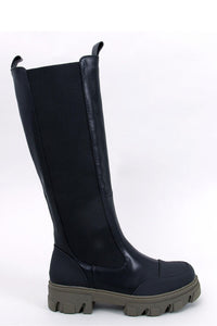 Officer boots model 184529 Inello