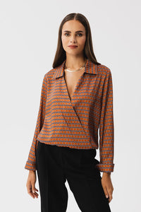 Blouse model 185090