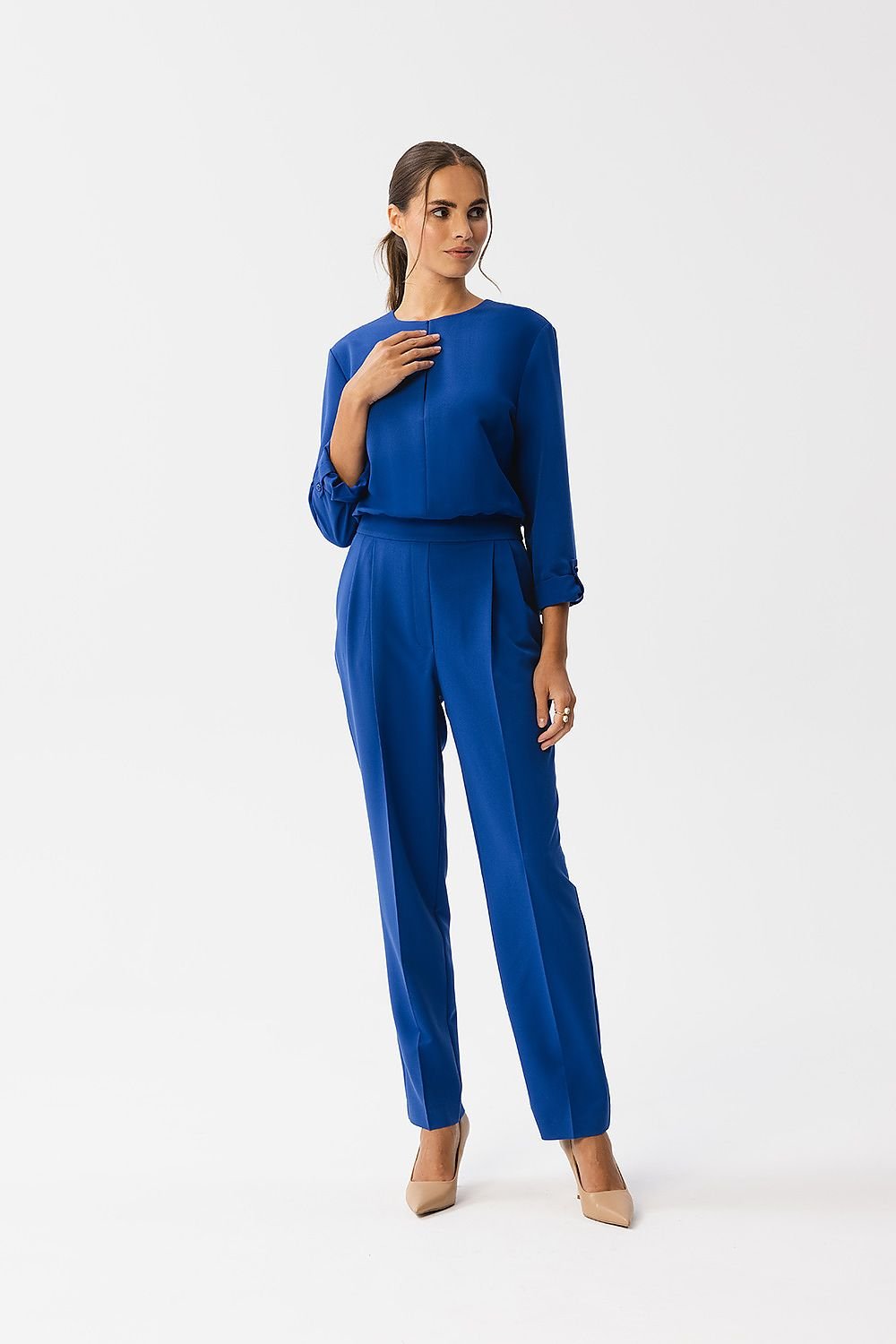 Suit model 185100