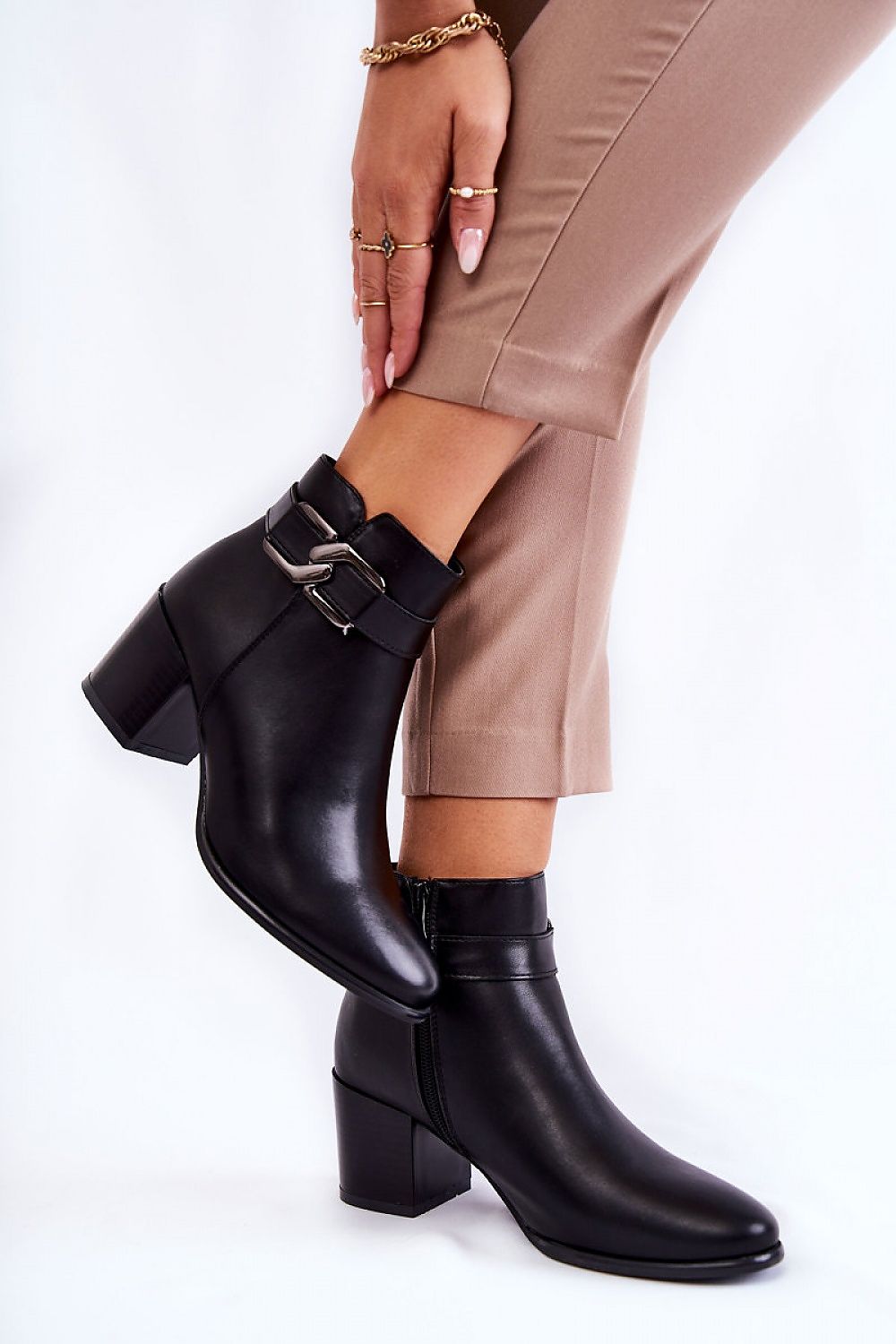 Heel boots model 185432