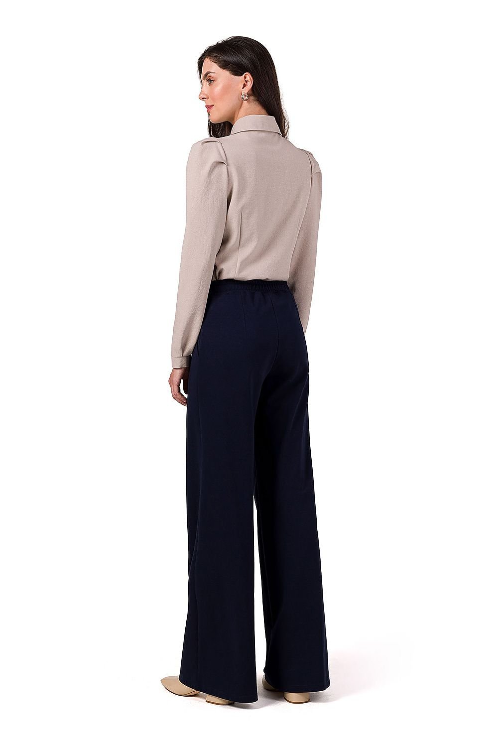 Women trousers model 185785