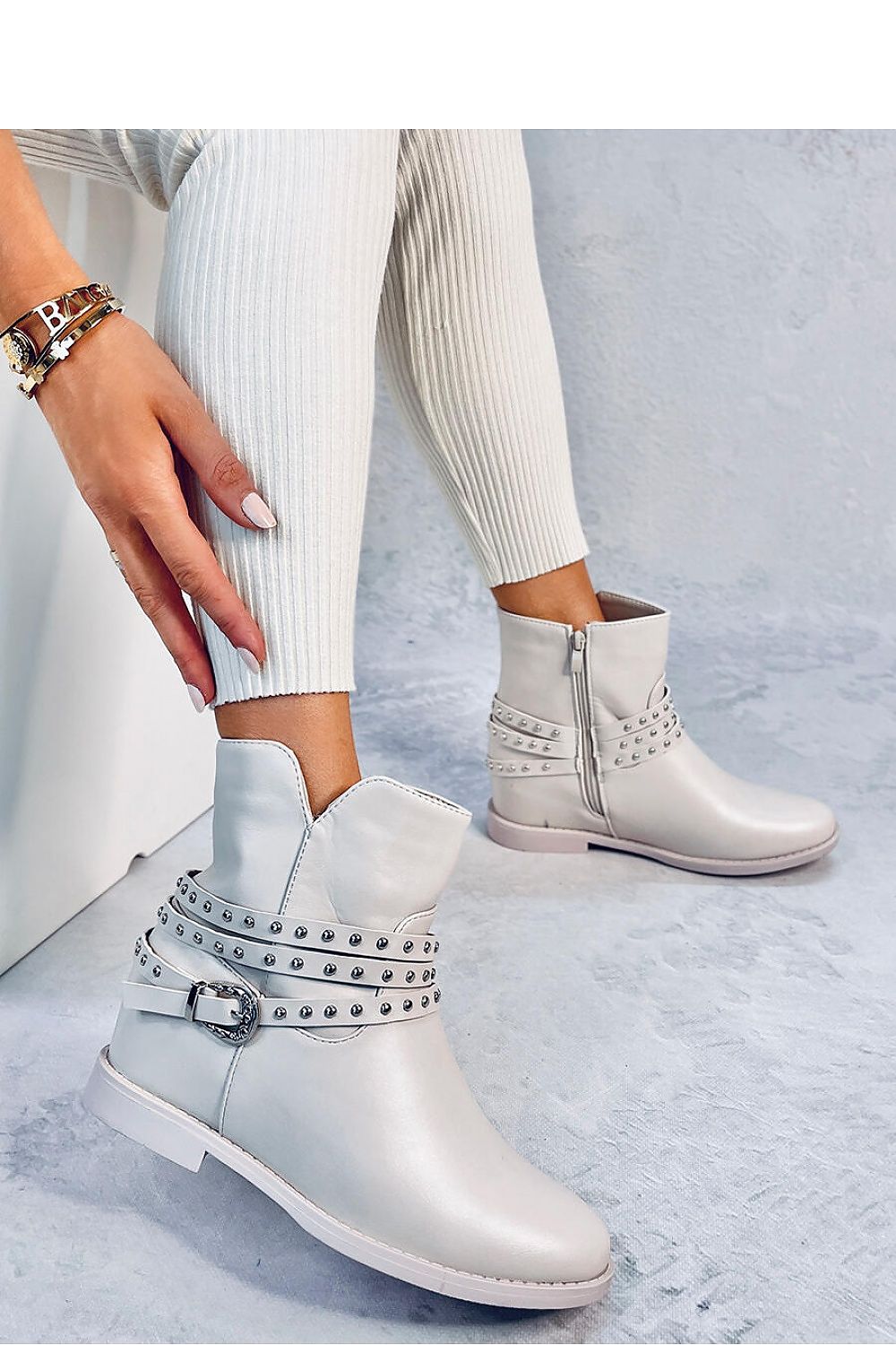 Buskin boots model 185860