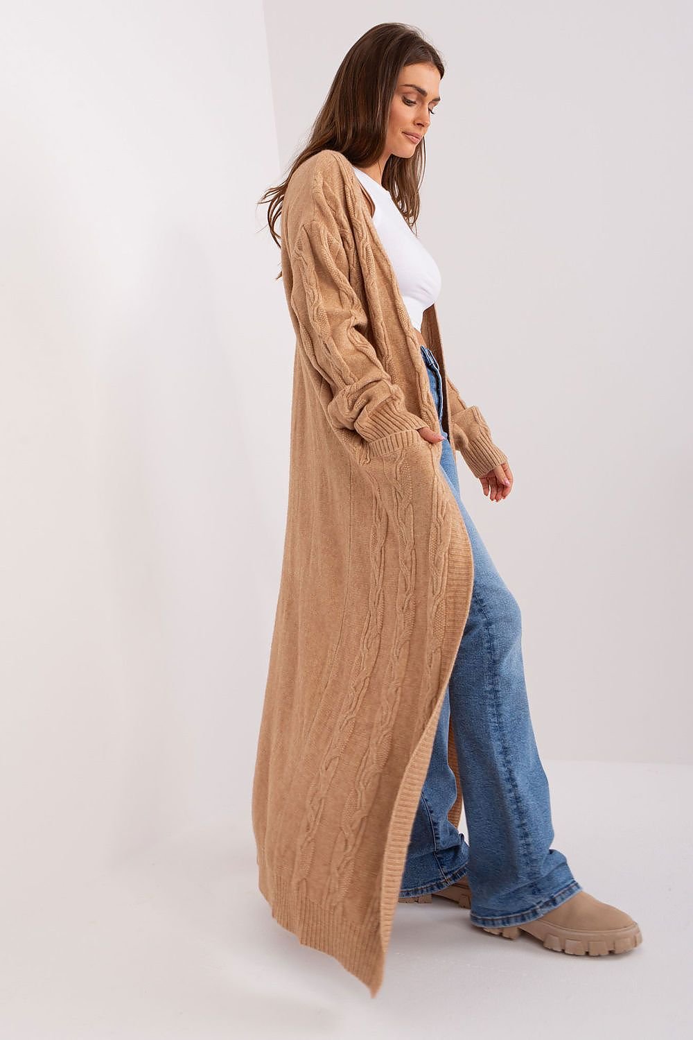 Cardigan model 185968