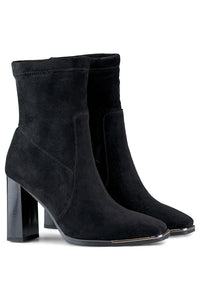Heel boots model 186036