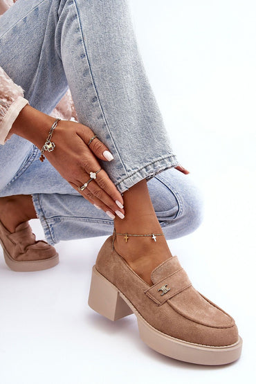 Heeled low shoes model 186092