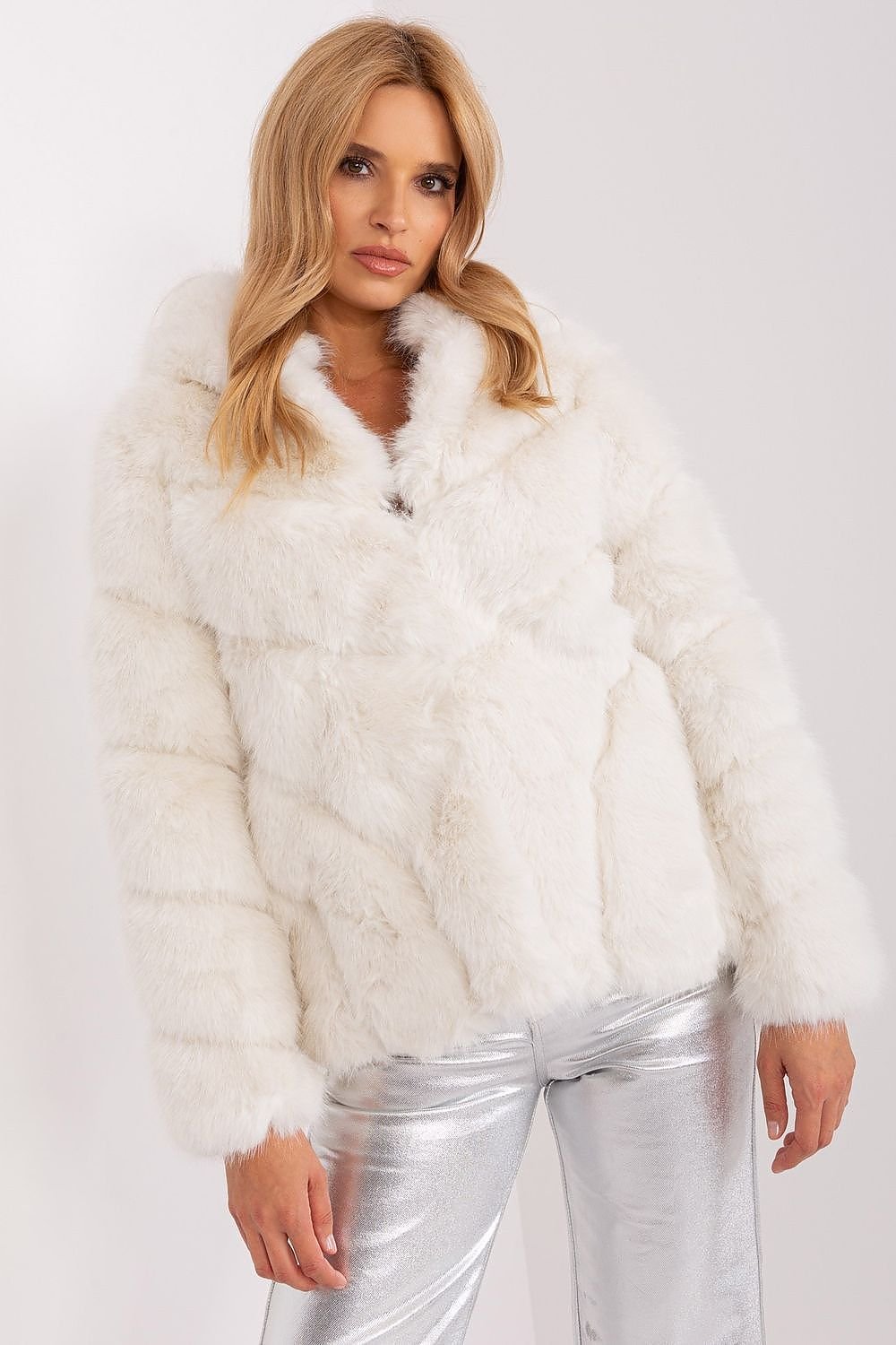 Jacket model 186725