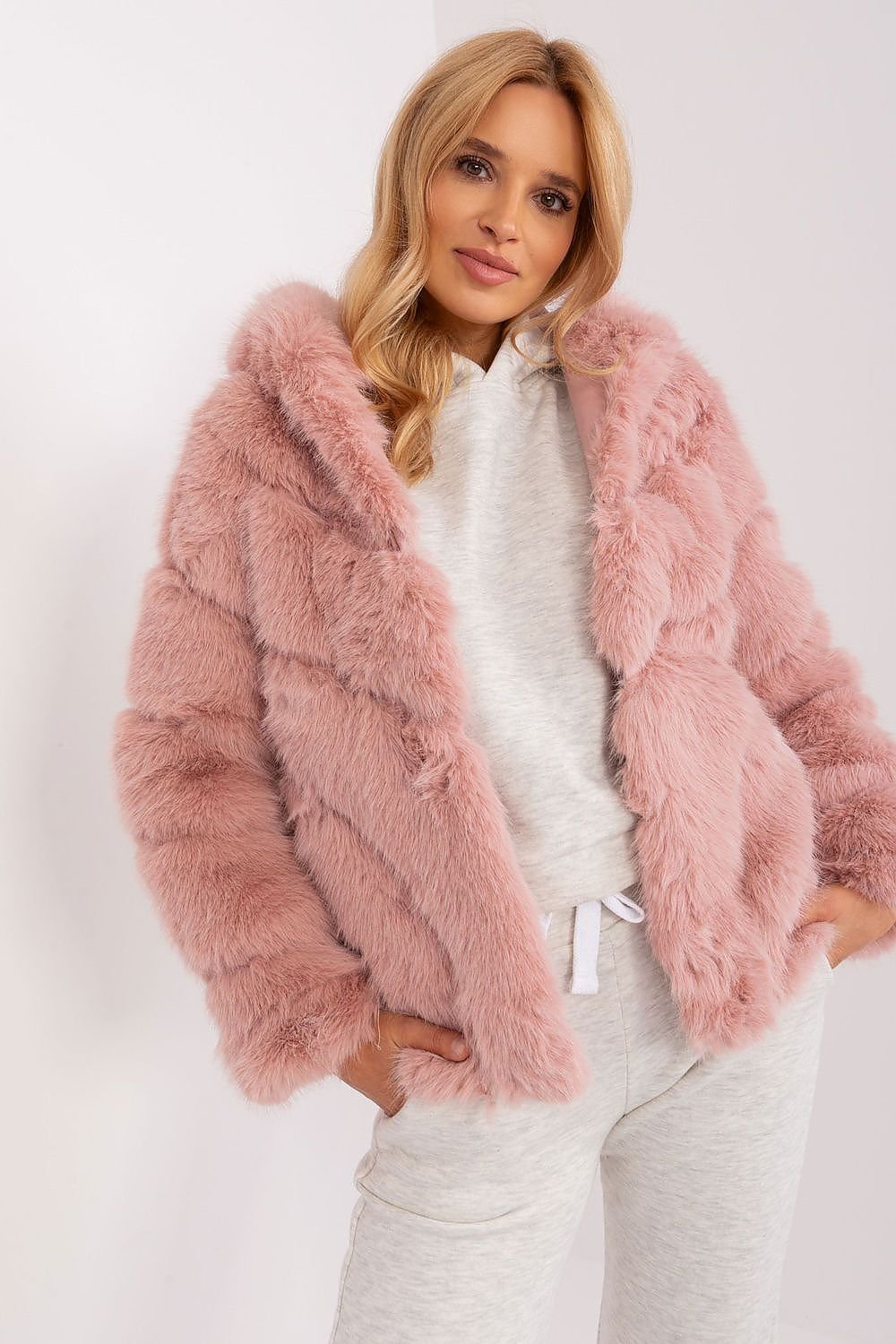 Jacket model 186729
